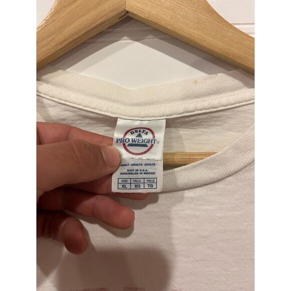 Vintage early 2000s Indianna University faded graphic tee - Picture 3 of 4